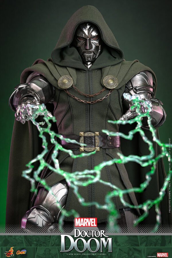 DR DOOM HOT TOYS