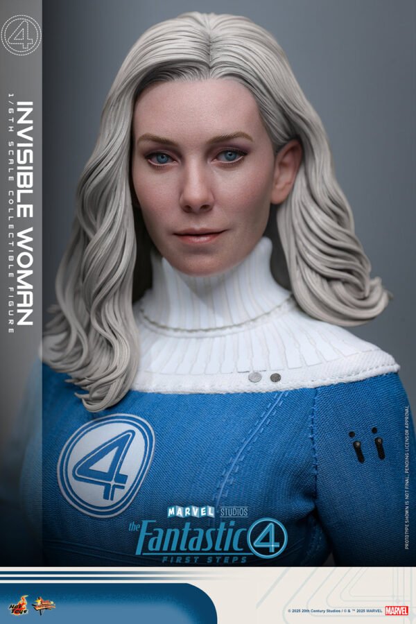 Invisible Woman Sixth Scale figure