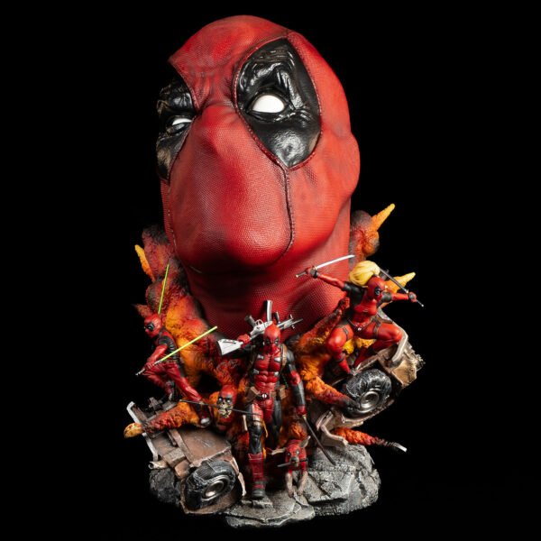 Deadpool bust PCS